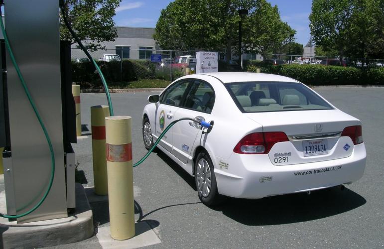 Image of a Contra Costa County Compressed Natural Gas Vehicle
